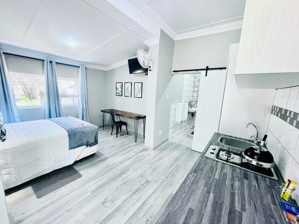 Hotel Madeira Bed Queenstown Exterior foto