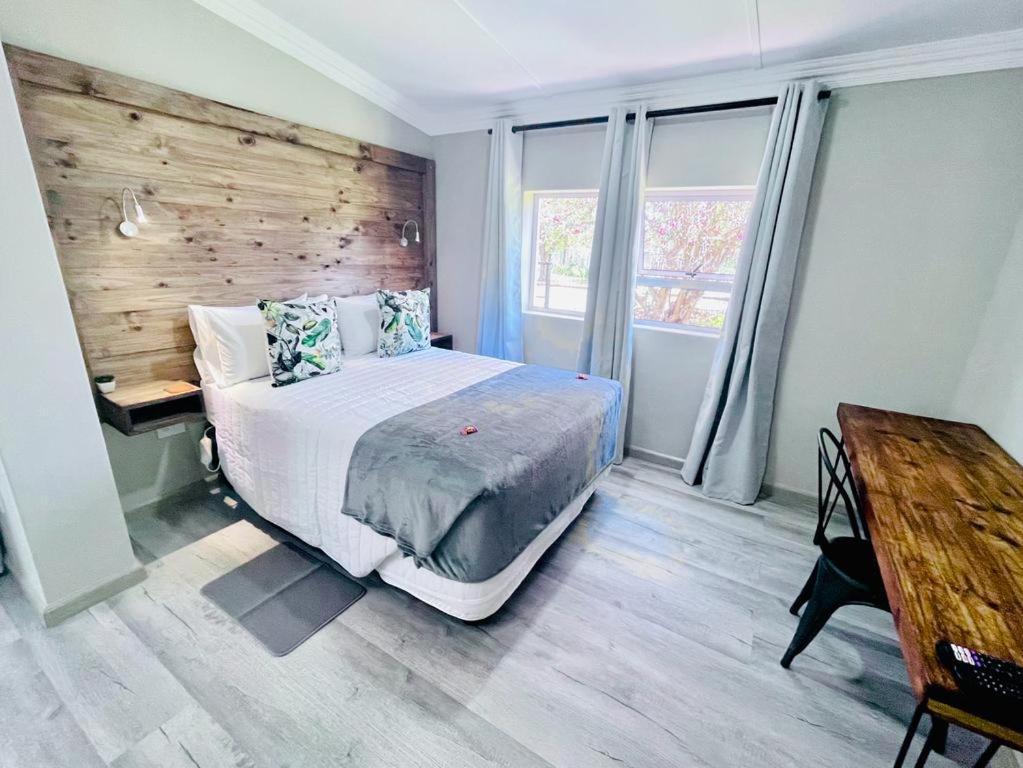 Hotel Madeira Bed Queenstown Exterior foto